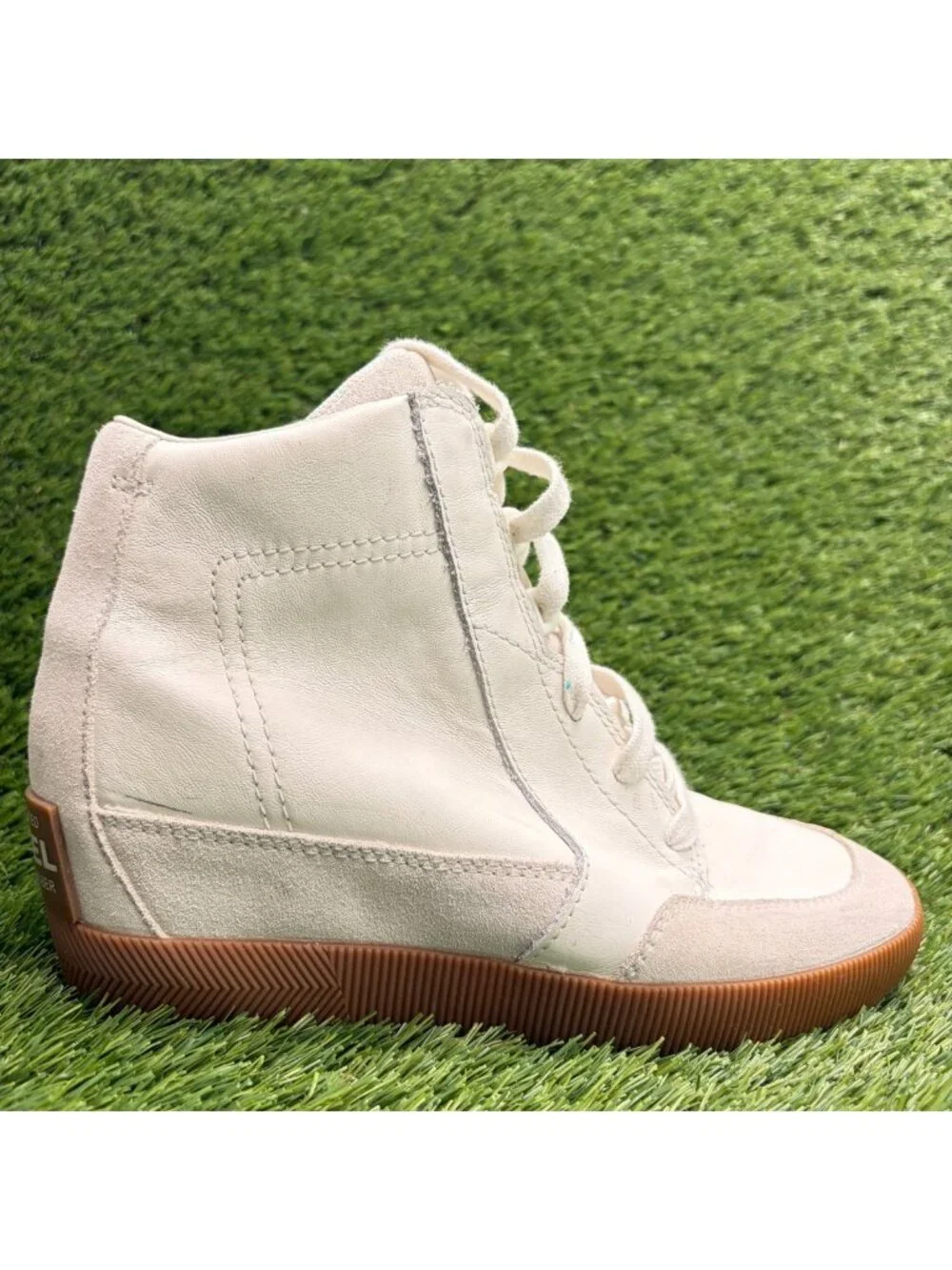 Sorel Out 'N About Wedge Womens Size 8 Cream Gum Outdoor Leather Lace Up Boots